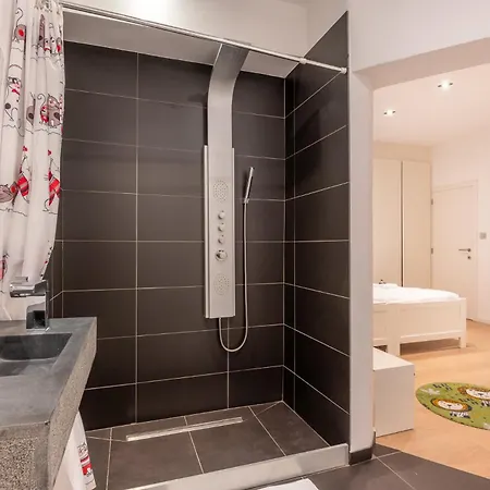 Amazing 3br Near The Casino أوستيند